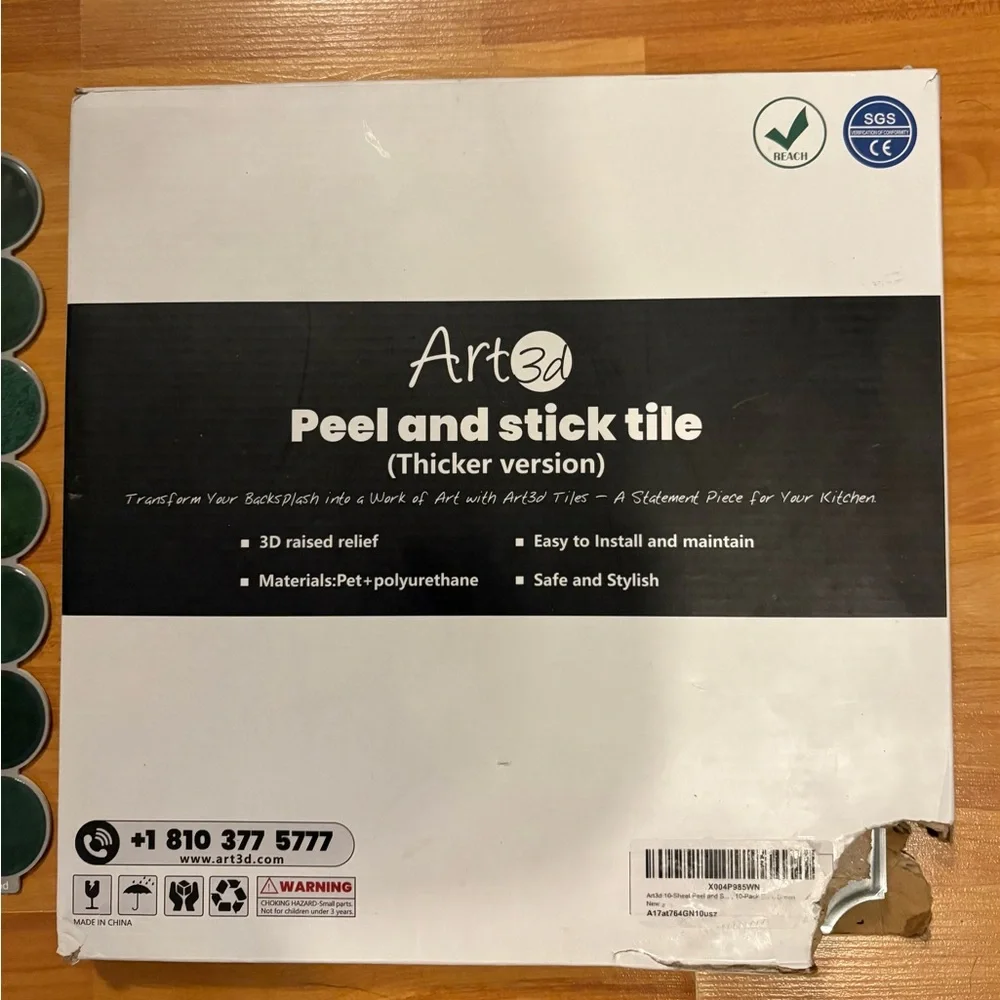 Green Peel and Stick Wall Tiles - 10 Pack